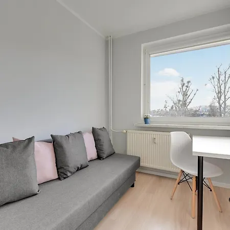 Zaspa - Near To Sea And Public Transport Affittacamere *