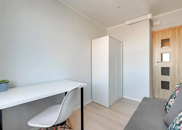 Zaspa - Near To Sea And Public Transport بيت ضيافة *